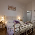 Bully Apartman Spello