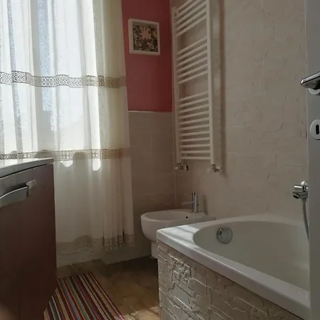 Bully Apartment *