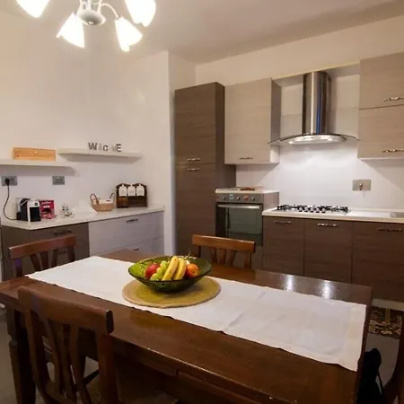 Bully Apartment